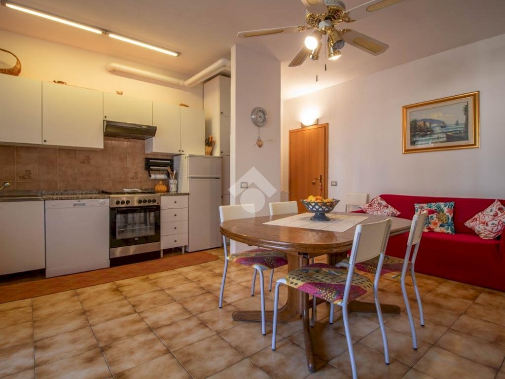 appartamento in vendita a Cervia in zona Pinarella