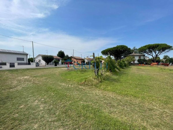 terreno agricolo in vendita a Cervia in zona Pisignano