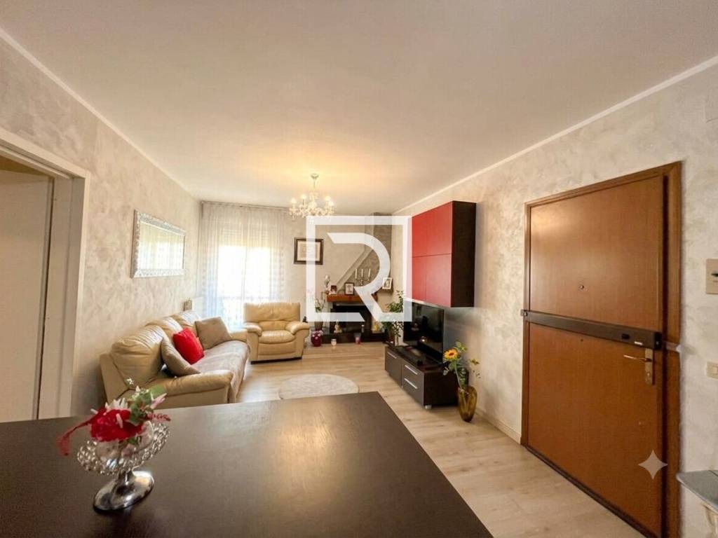appartamento in vendita a Cervia in zona Pinarella