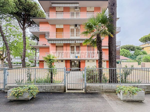 appartamento in vendita a Cervia in zona Pinarella