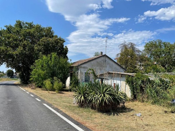 casa indipendente in vendita a Cervia