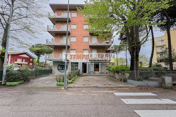 appartamento in vendita a Cervia in zona Pinarella