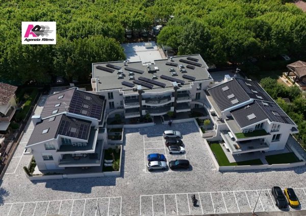 appartamento in vendita a Cervia in zona Pinarella