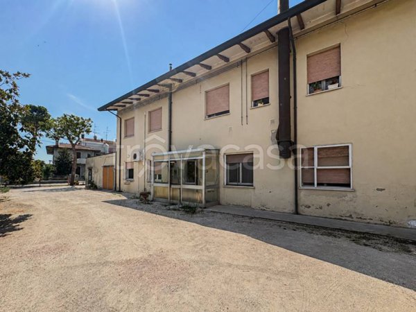 appartamento in vendita a Cervia in zona Montaletto