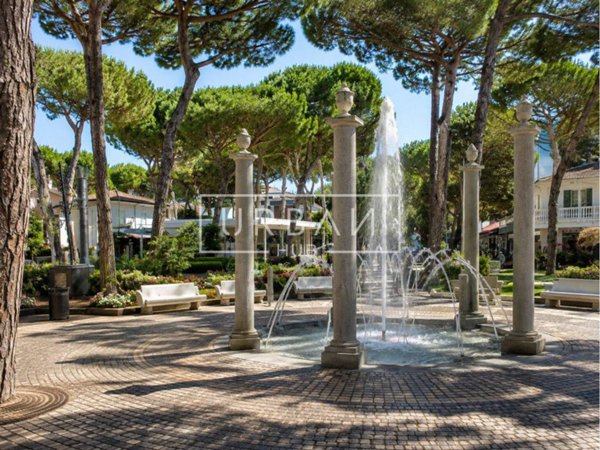 appartamento in vendita a Cervia in zona Milano Marittima