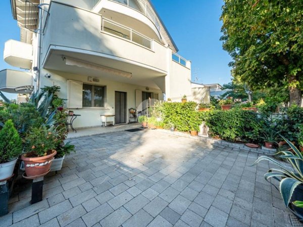 appartamento in vendita a Cervia in zona Castiglione di Cervia