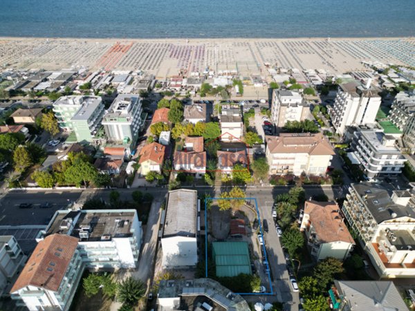 negozio in vendita a Cervia