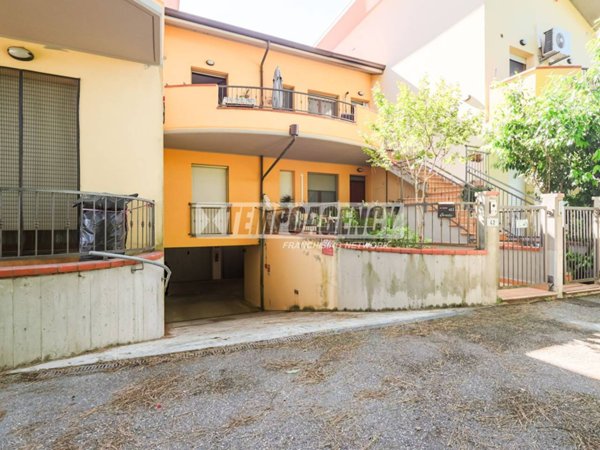 appartamento in vendita a Cervia in zona Pisignano