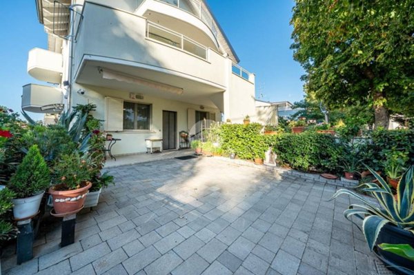 appartamento in vendita a Cervia in zona Castiglione di Cervia