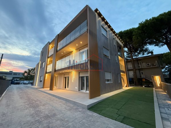 appartamento in vendita a Cervia in zona Milano Marittima