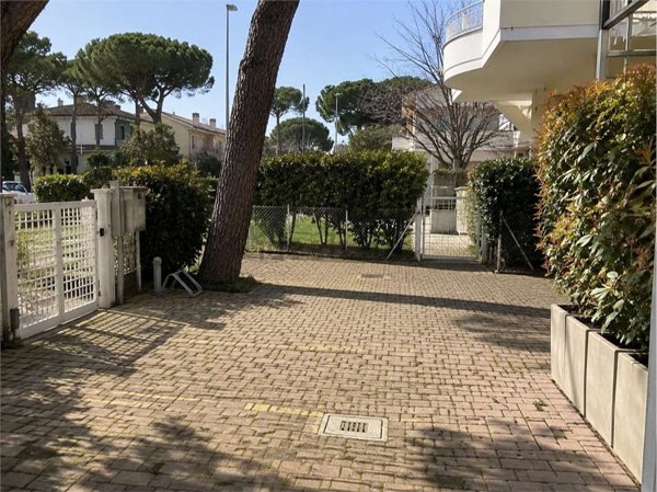 appartamento in vendita a Cervia in zona Milano Marittima