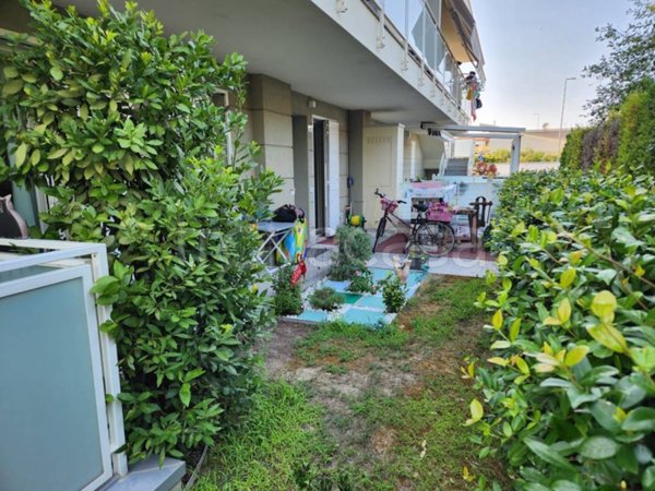 appartamento in vendita a Cervia in zona Milano Marittima