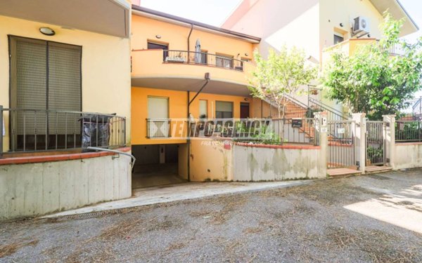appartamento in vendita a Cervia in zona Pisignano