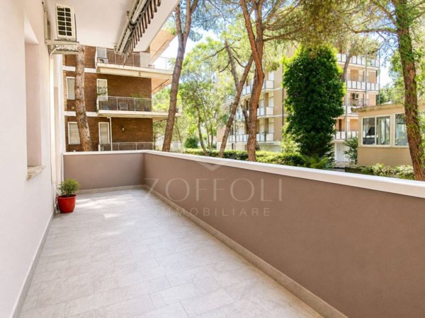 appartamento in vendita a Cervia in zona Milano Marittima