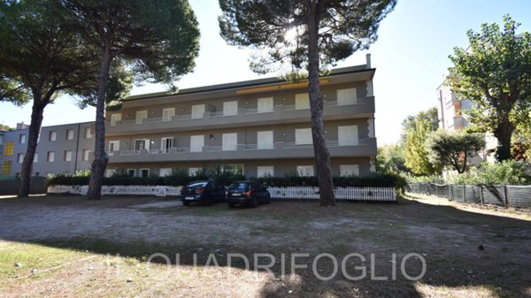 appartamento in vendita a Cervia in zona Pinarella