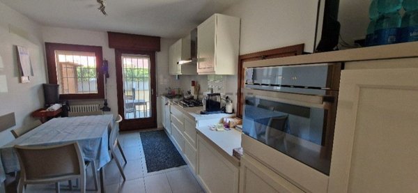 casa indipendente in vendita a Cervia