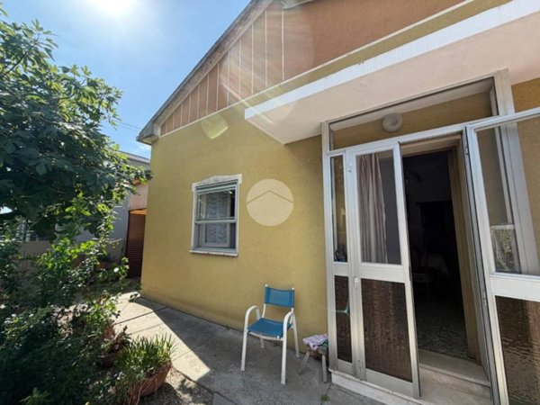 casa indipendente in vendita a Cervia in zona Terme