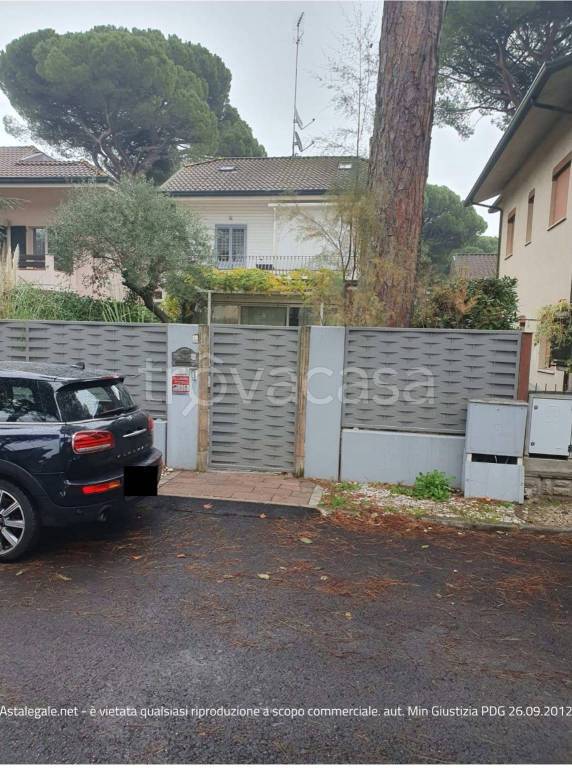 appartamento in vendita a Cervia in zona Milano Marittima