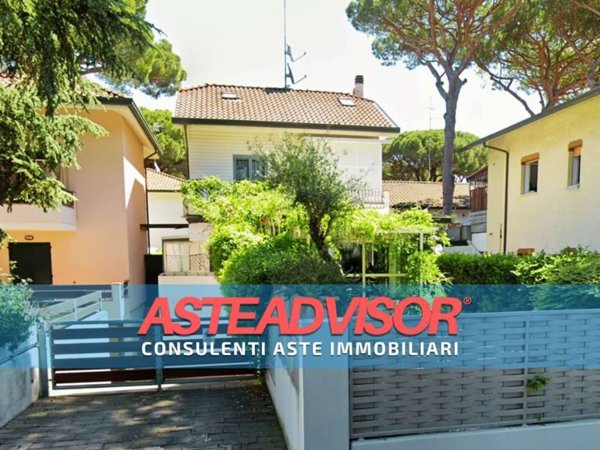 casa indipendente in vendita a Cervia in zona Milano Marittima