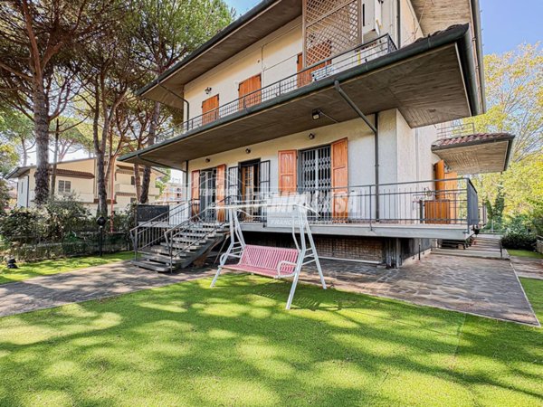 appartamento in vendita a Cervia in zona Milano Marittima