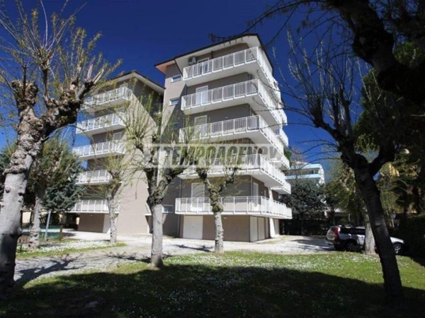 appartamento in vendita a Cervia in zona Pinarella