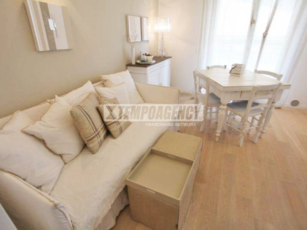 appartamento in vendita a Cervia in zona Pinarella