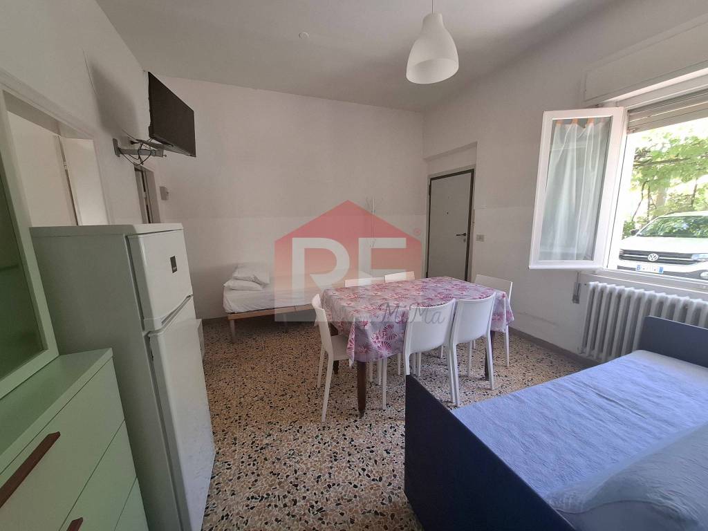 appartamento in vendita a Cervia in zona Pinarella