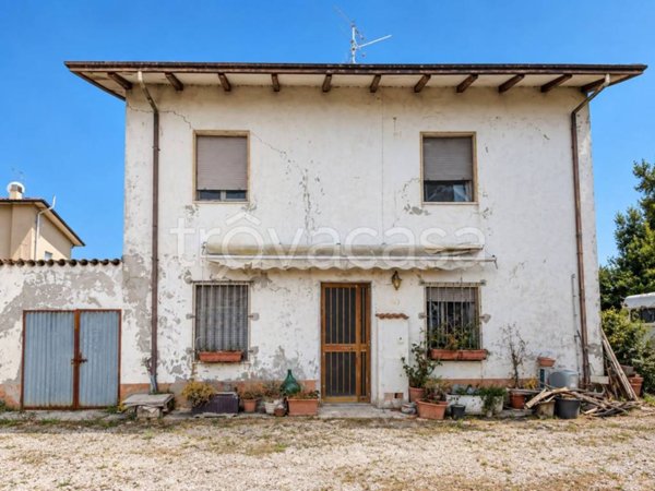 casa indipendente in vendita a Cervia
