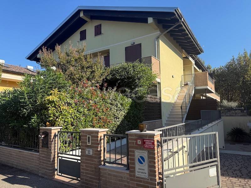 appartamento in vendita a Cervia in zona Pinarella