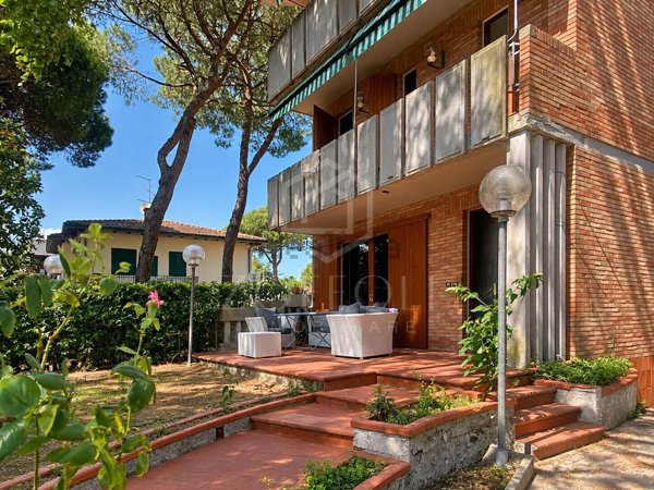 casa indipendente in vendita a Cervia in zona Milano Marittima