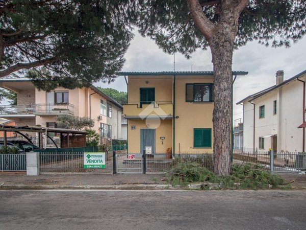 casa indipendente in vendita a Cervia in zona Terme