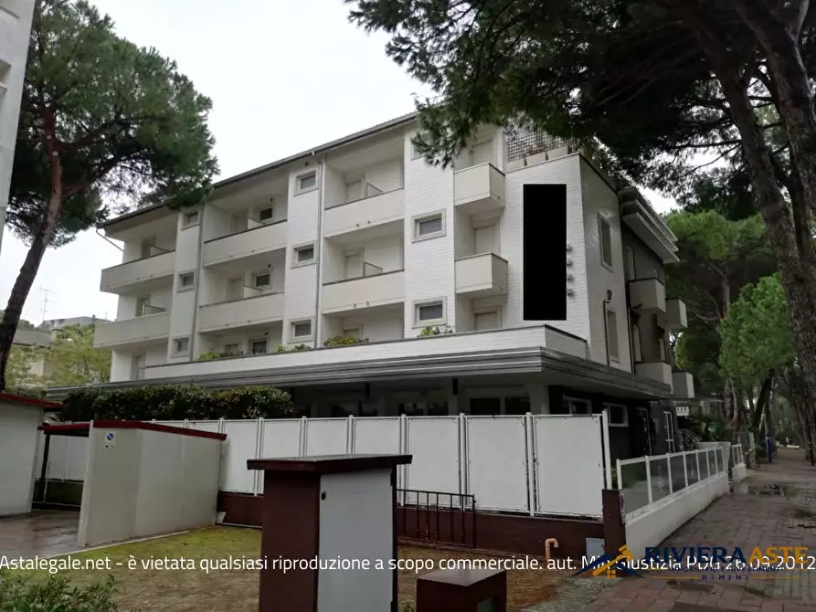 negozio in vendita a Cervia in zona Milano Marittima