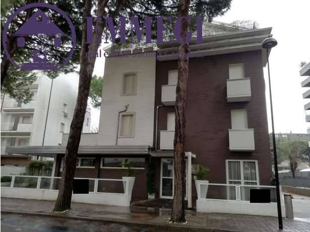 negozio in vendita a Cervia in zona Milano Marittima