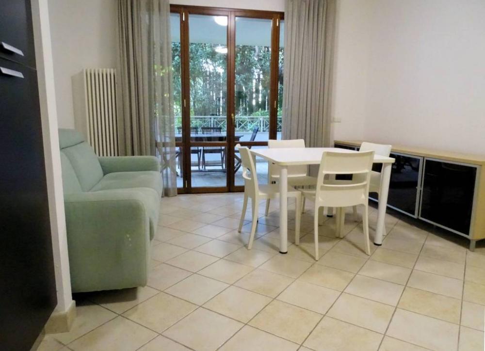 appartamento in vendita a Cervia in zona Milano Marittima