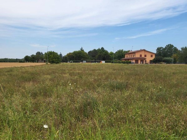 casa indipendente in vendita a Conselice in zona Lavezzola