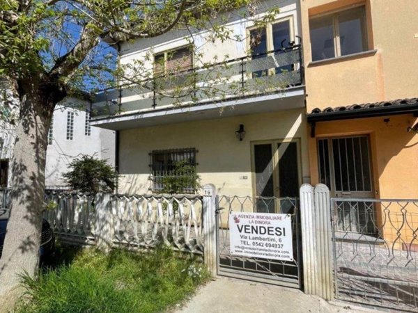 casa indipendente in vendita a Conselice