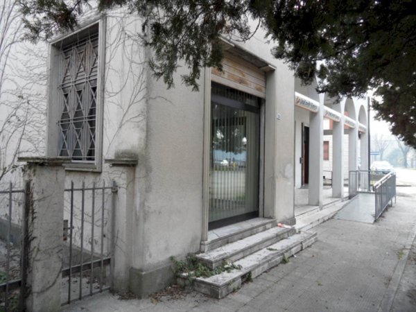 ufficio in vendita a Conselice in zona Lavezzola