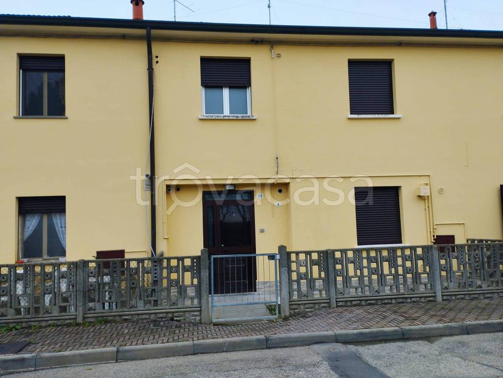 casa indipendente in vendita a Conselice