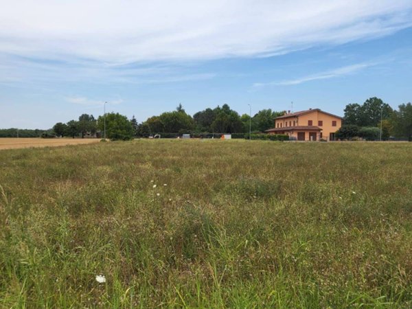 casa indipendente in vendita a Conselice