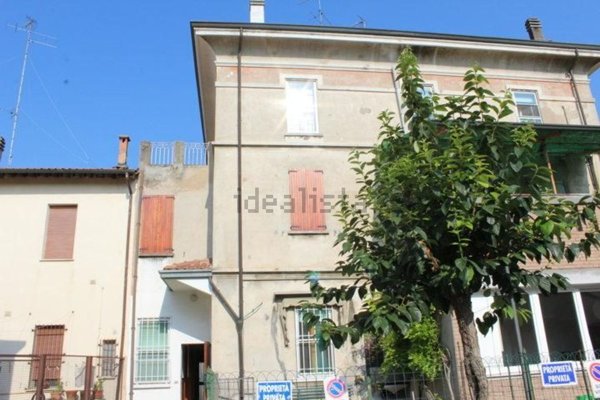 casa indipendente in vendita a Conselice