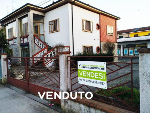 casa indipendente in vendita a Conselice