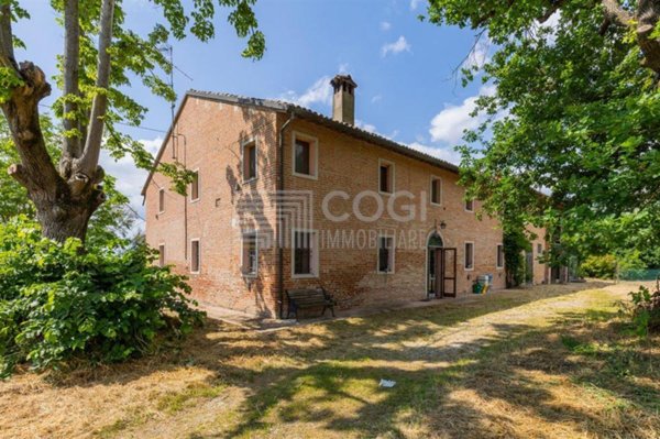 casa indipendente in vendita a Conselice