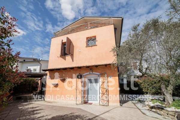 casa indipendente in vendita a Conselice