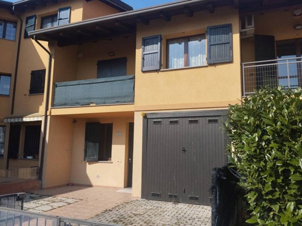casa indipendente in vendita a Conselice