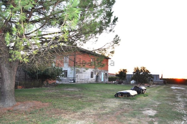casa indipendente in vendita a Conselice