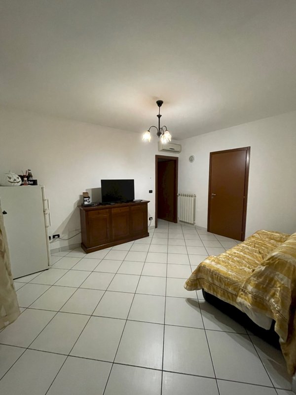 casa semindipendente in vendita a Conselice