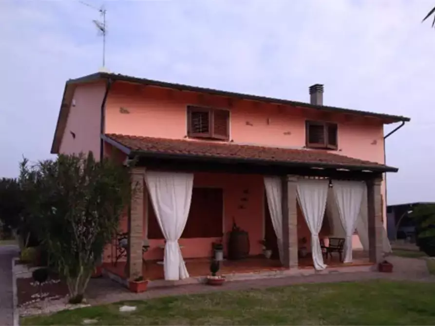 casa indipendente in vendita a Conselice