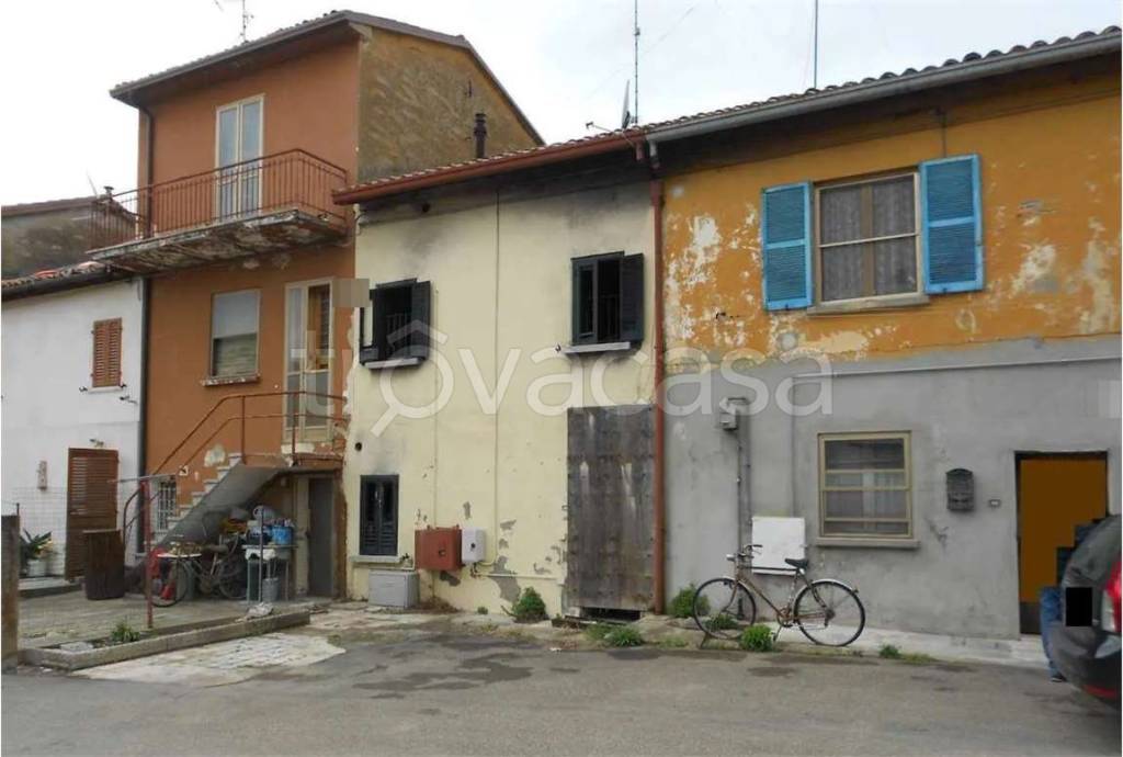casa indipendente in vendita a Conselice