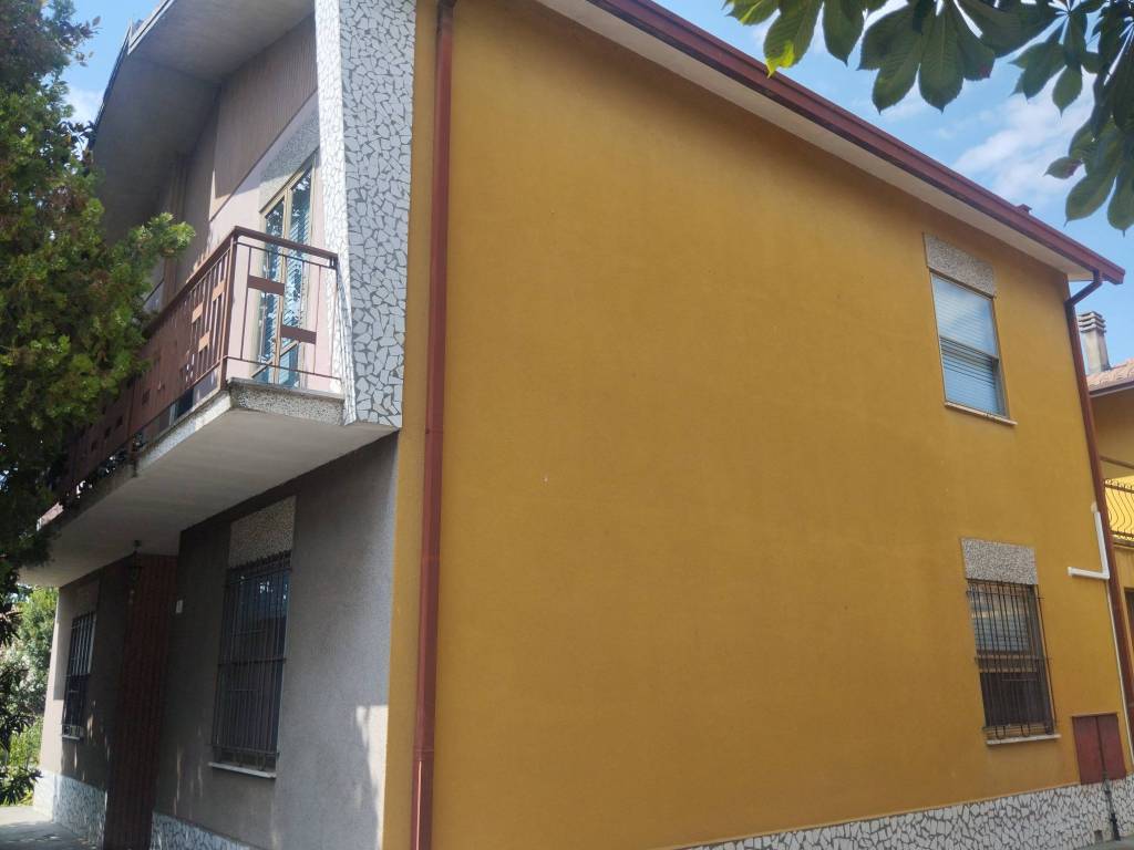 casa indipendente in vendita a Conselice in zona San Patrizio