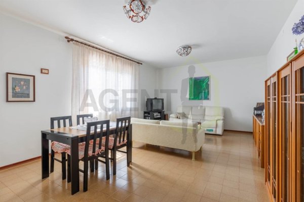 casa indipendente in vendita a Conselice